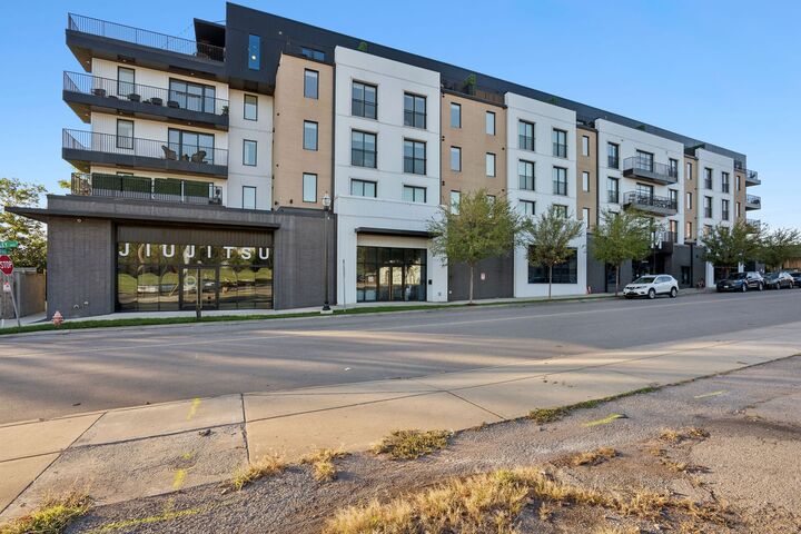 Property Photo:  65 Lindsley Ave 312  TN 37210 