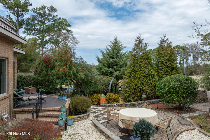 Property Photo:  413 Sawgrass Cove  NC 28460 