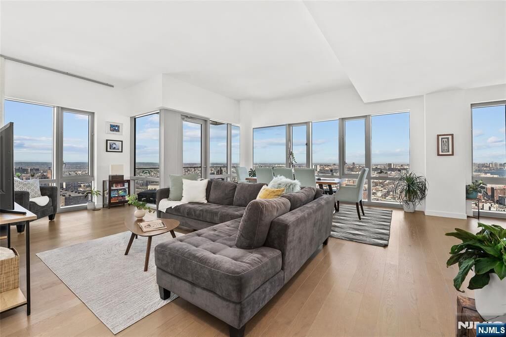 Property Photo:  75 Park Lane 3701  NJ 07310 