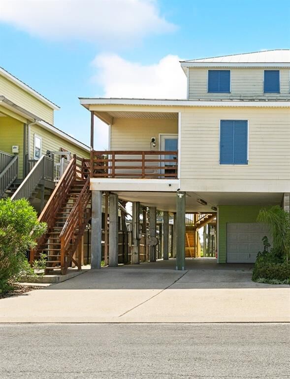 Property Photo:  381 Lareusite Lane  LA 70083 