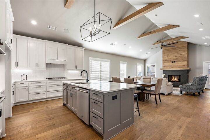 Property Photo:  3600 SW Aurora Lane  AR 72713 