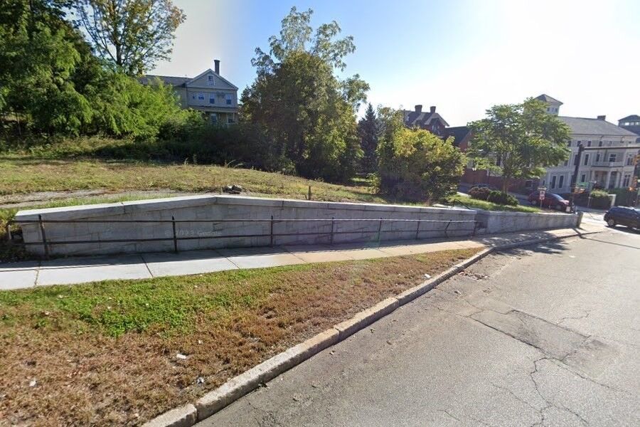 Property Photo: 281 Broadway MA 01844