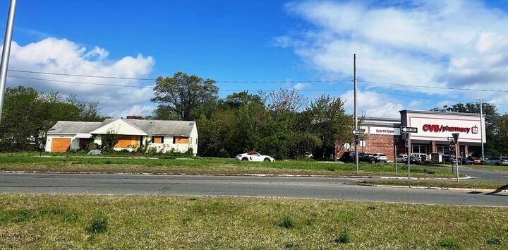 Property Photo:  523 James St  MA 01020 