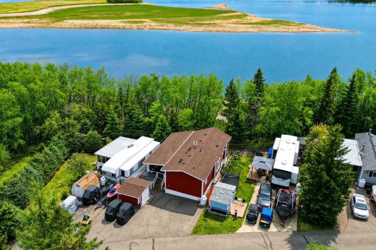 Property Photo: 35468 Range Road 30 1077 AB T4G 0M3
