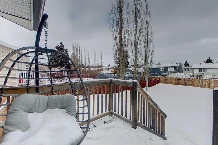 Photo de la propriété:  908 11 Avenue SE  AB T0G 2A3 