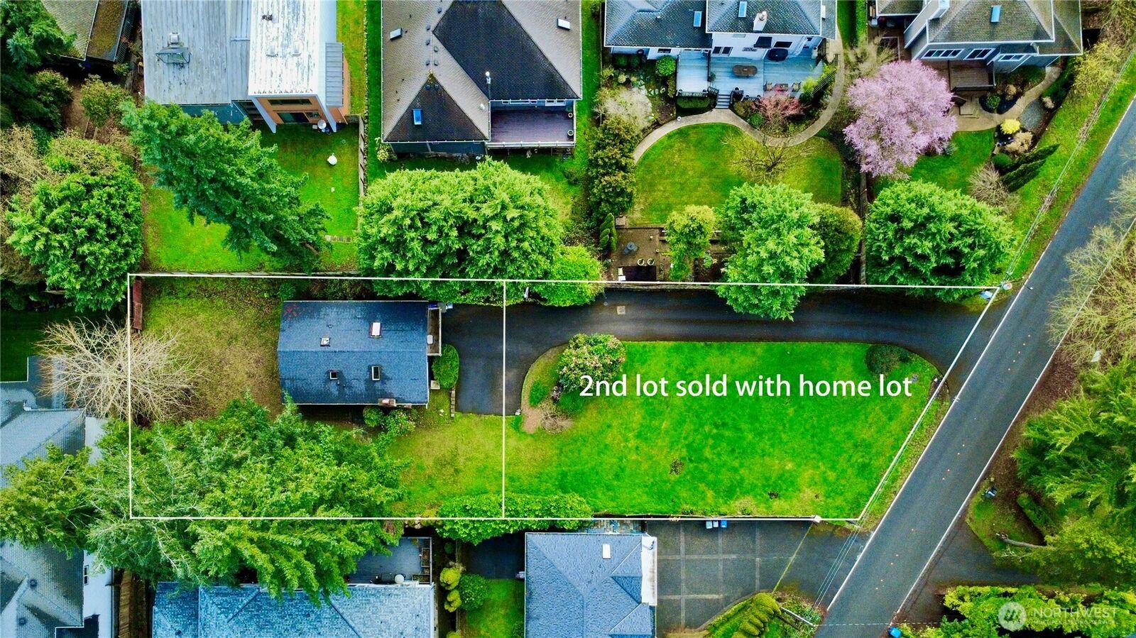 Property Photo: 3562 120th Avenue SE WA 98006