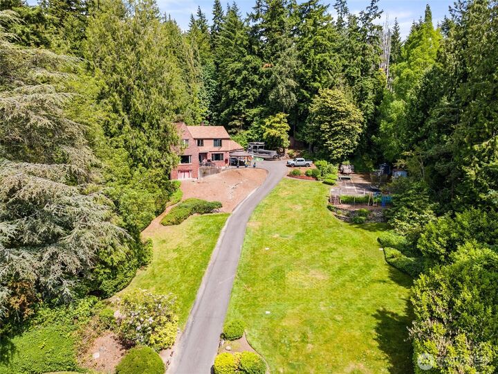 Property Photo: 13117 Holmes Point Drive NE WA 98034