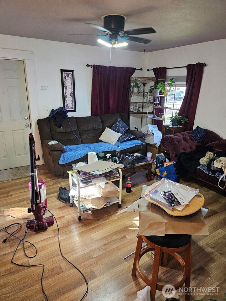 Property Photo:  1332  Central Blvd  WA 98531 