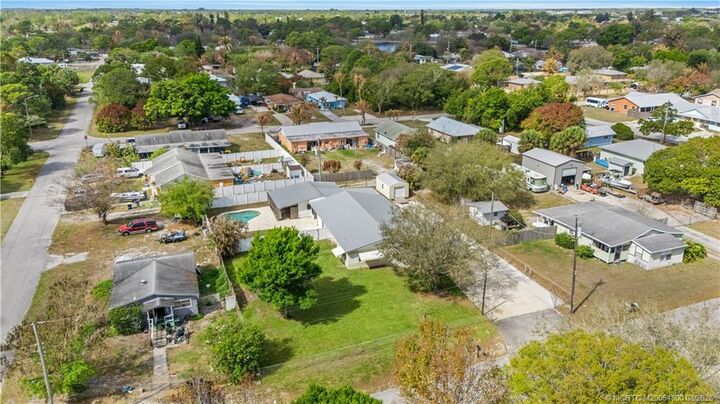 Property Photo:  5086 SE Channel Drive  FL 34997 