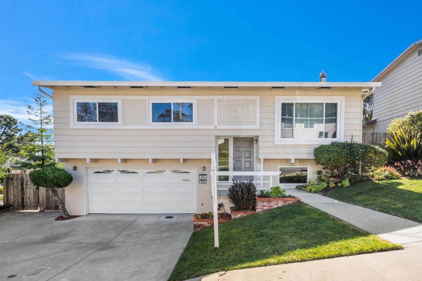 Property Photo:  101 Elmwood Court  CA 94066 