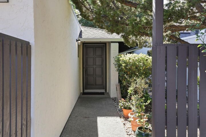 Property Photo:  2463 Sharon Oaks Drive  CA 94025 