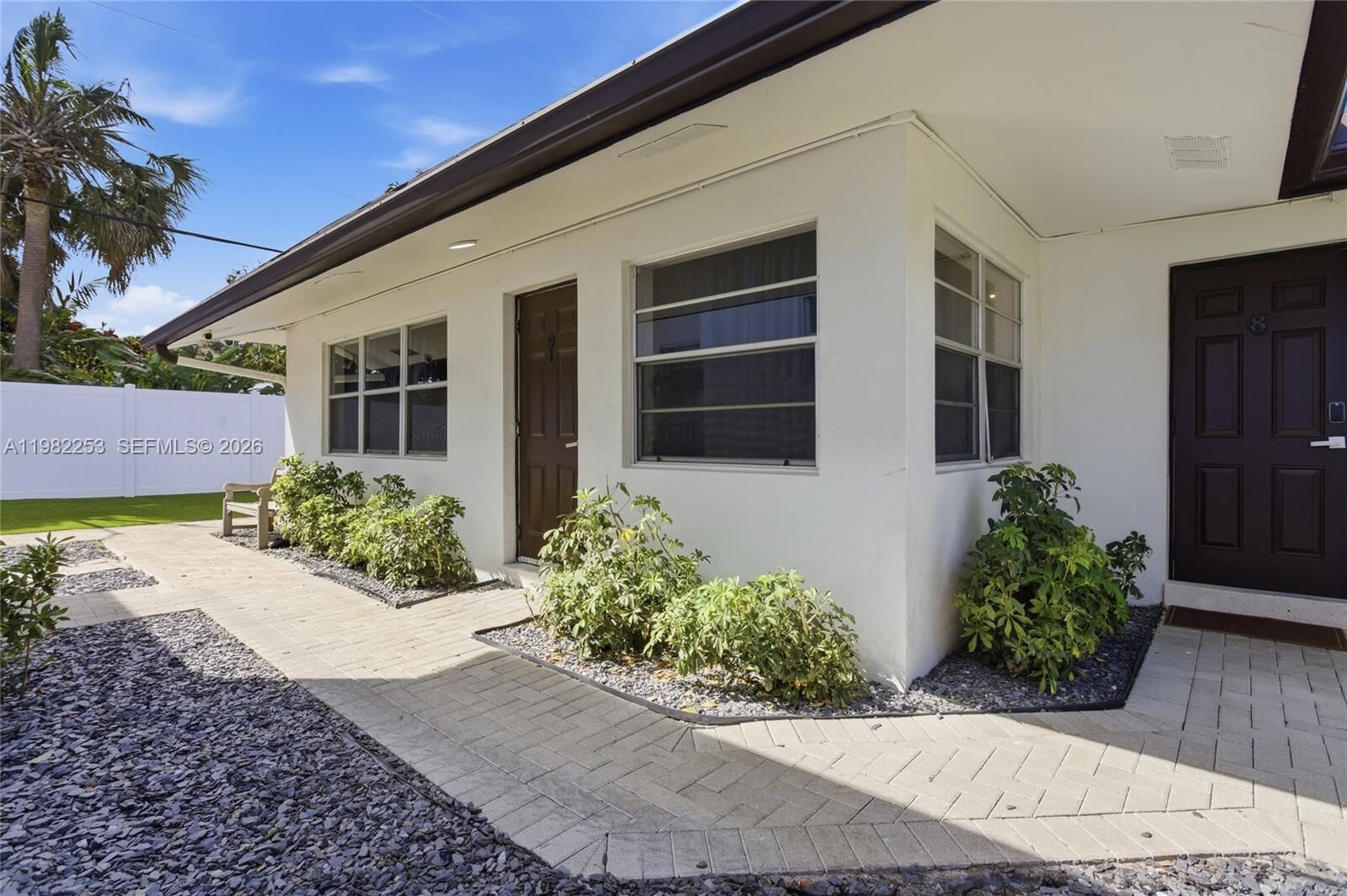 Property Photo: 1301 NE 16th Ter 9 FL 33304