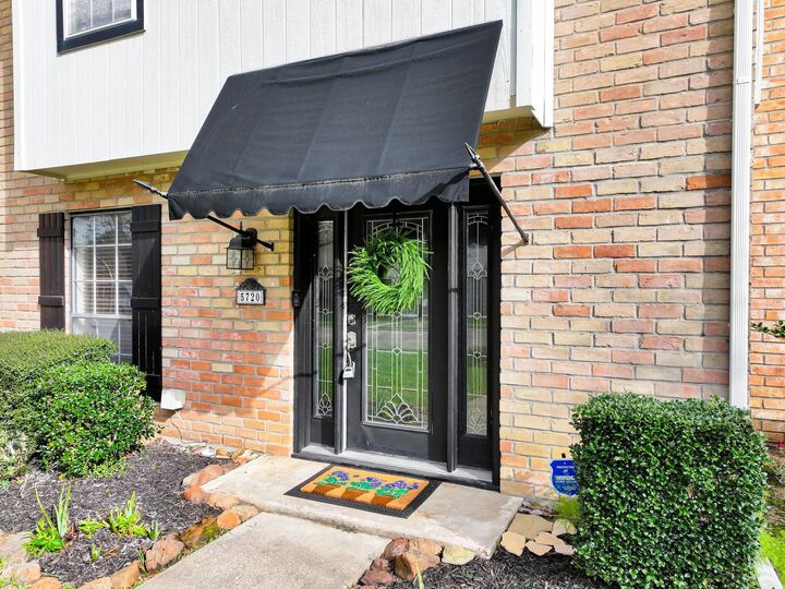 Property Photo:  5720 Townhouse Ln  TX 77707 