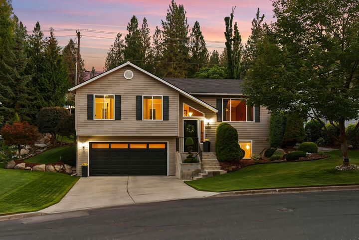 Property Photo:  4724 E 15th Ave  WA 99212 