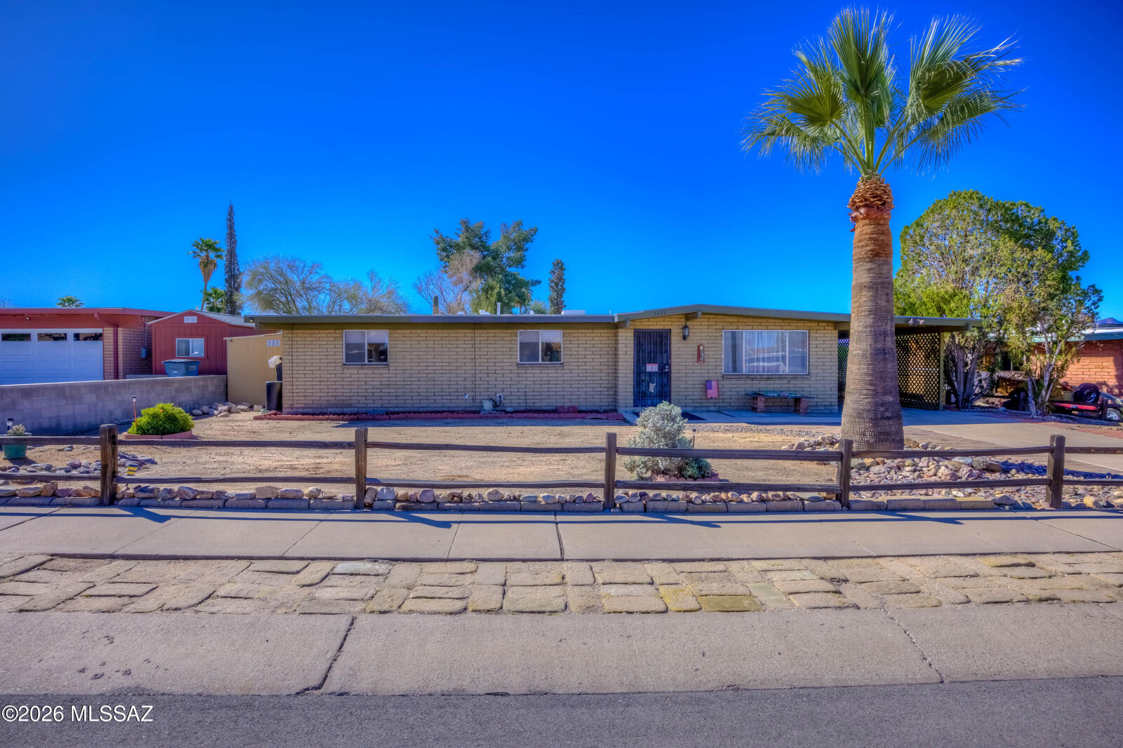 Property Photo:  3553 W Eastham Lane  AZ 85741 