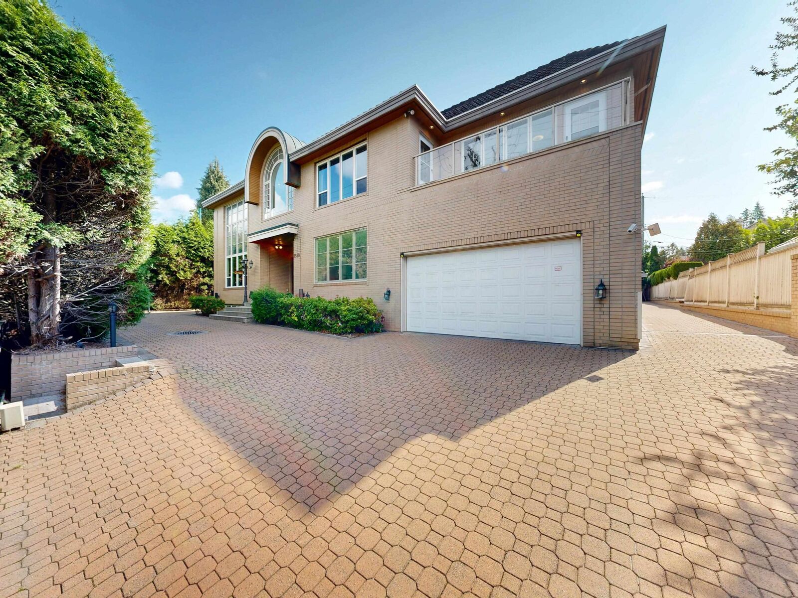 Property Photo: 1510 W 33rd Avenue BC V6M 1A7