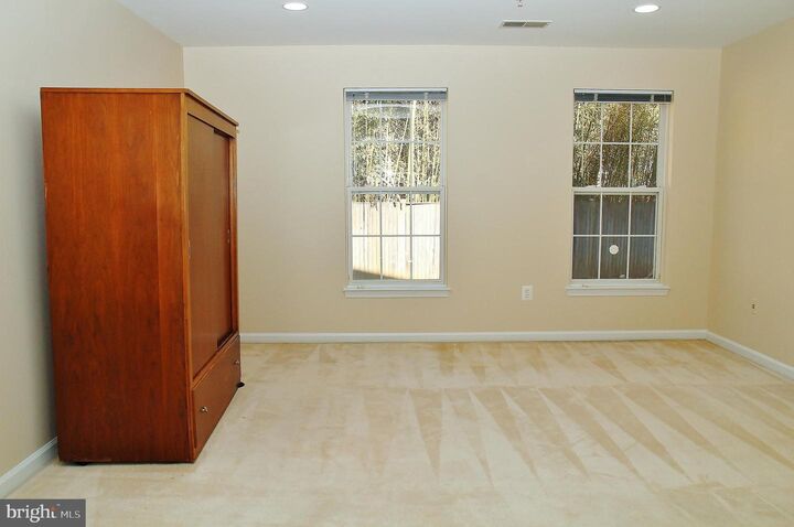 Property Photo:  7532 Coxton Court B 122  VA 22306 