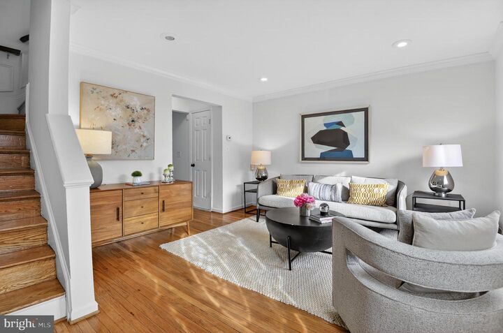 Property Photo:  510 12th Street NE  DC 20002 