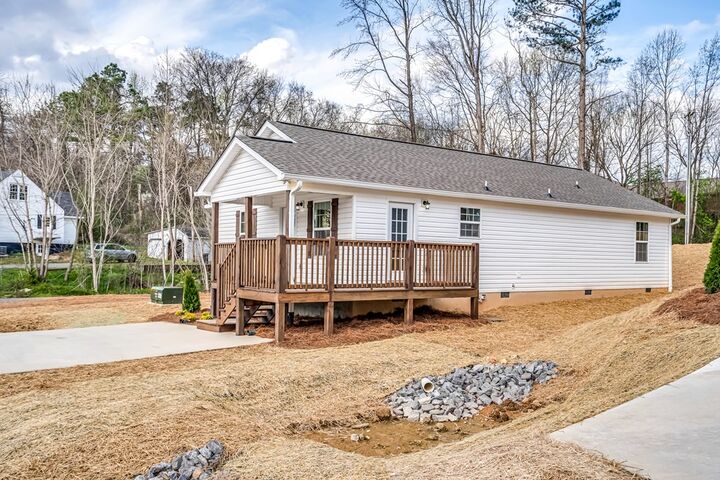 Property Photo: 1628 Waring Road GA 30721