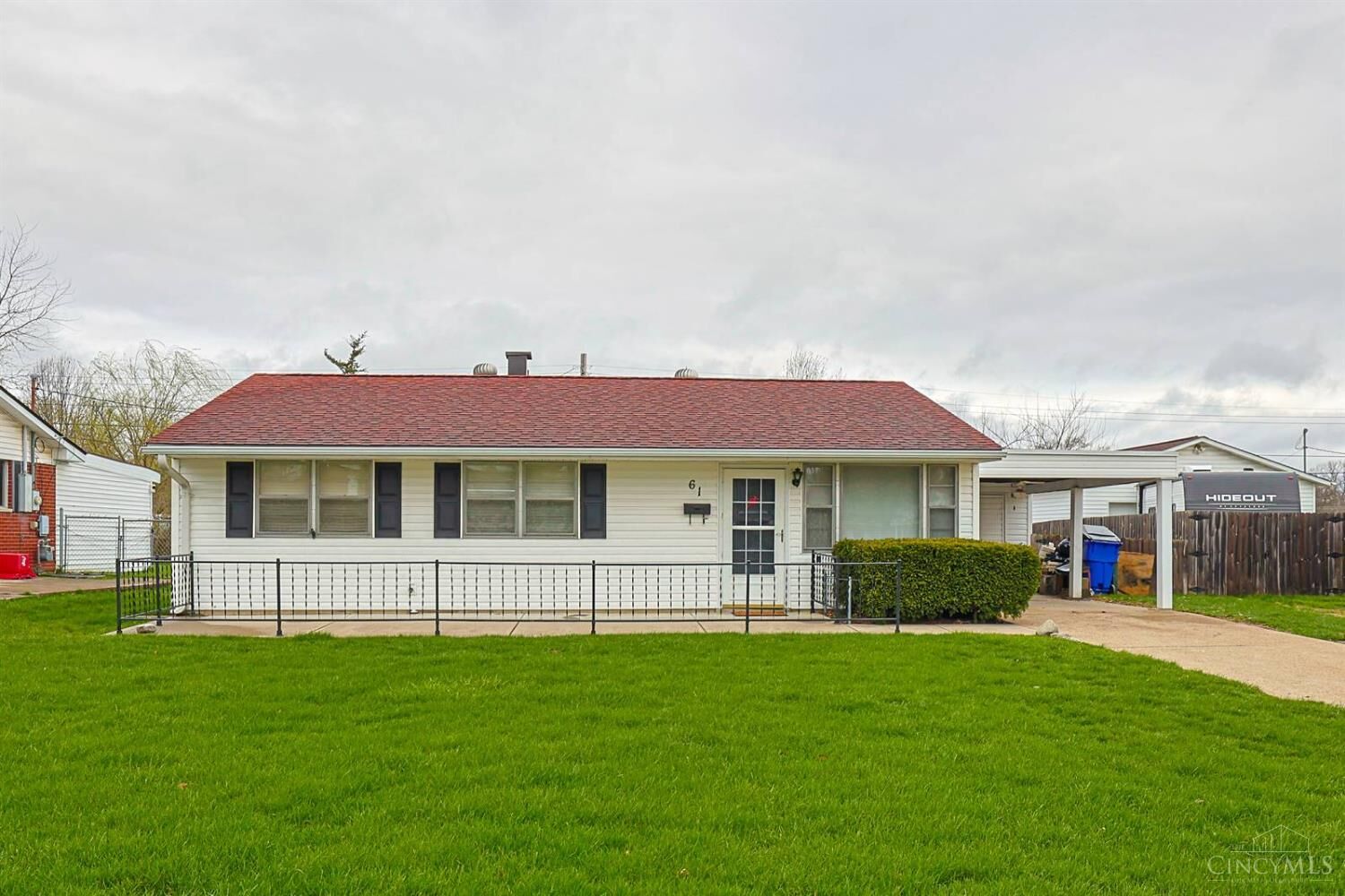 Property Photo:  61 Essex Court  OH 45013 