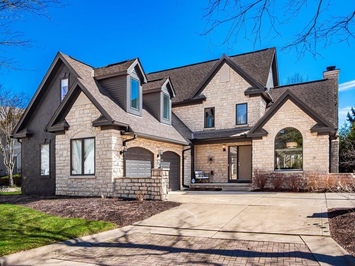 Property Photo:  9821 Oxford Circle  OH 43065 