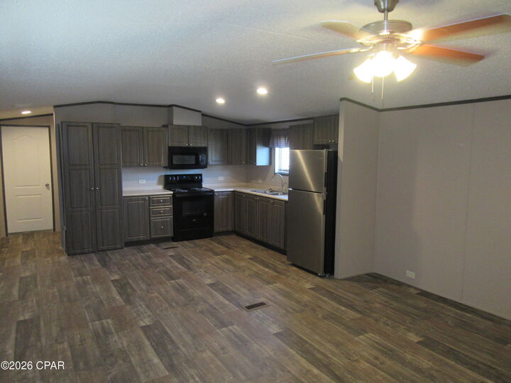 Property Photo: 4905 Alameda Street #1 FL 32404