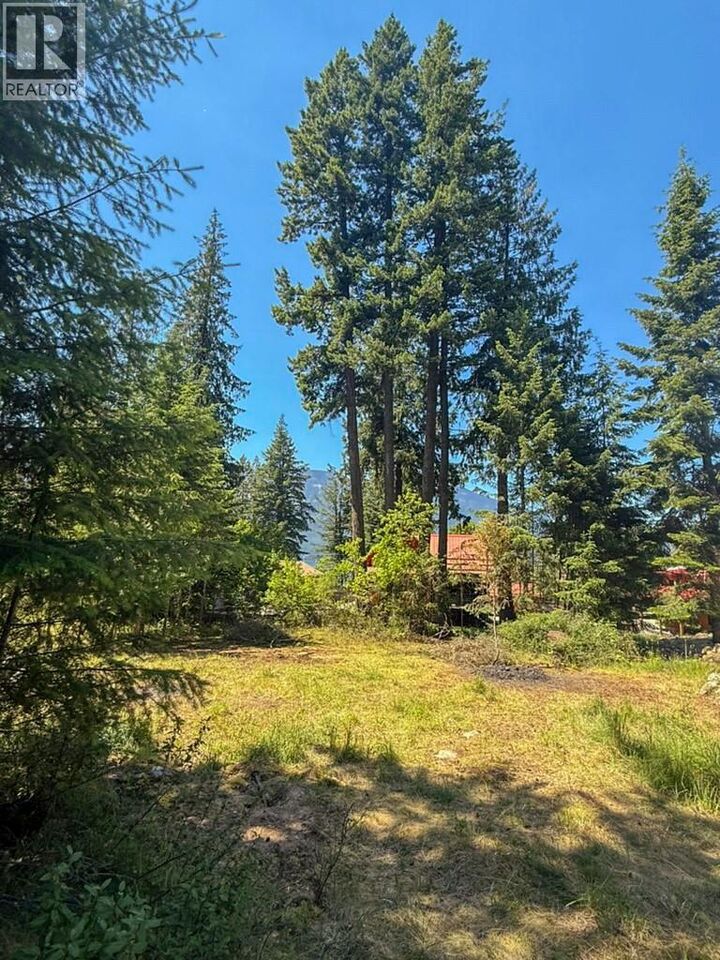Property Photo:  13525 Lafrance Creek Road  BC V0B 1A0 
