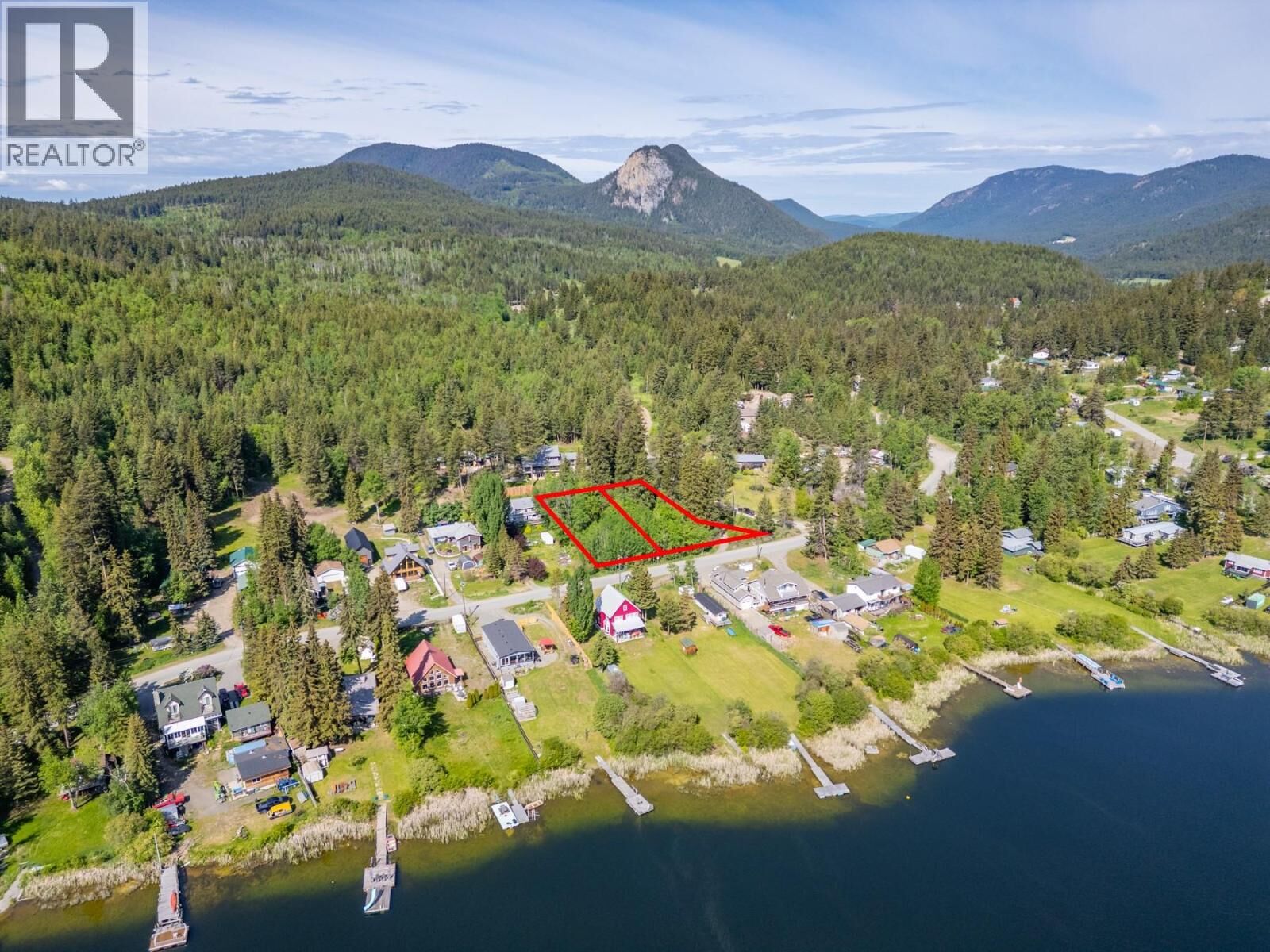 Photo de la propriété:  3012 Powell Road  BC V0E 3E1 