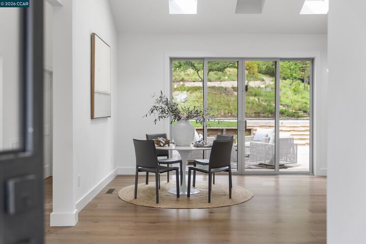 Property Photo:  1059 Lizann Dr  CA 94549 