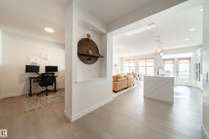 Property Photo: 19 Sturtz Place AB T9E 1M6