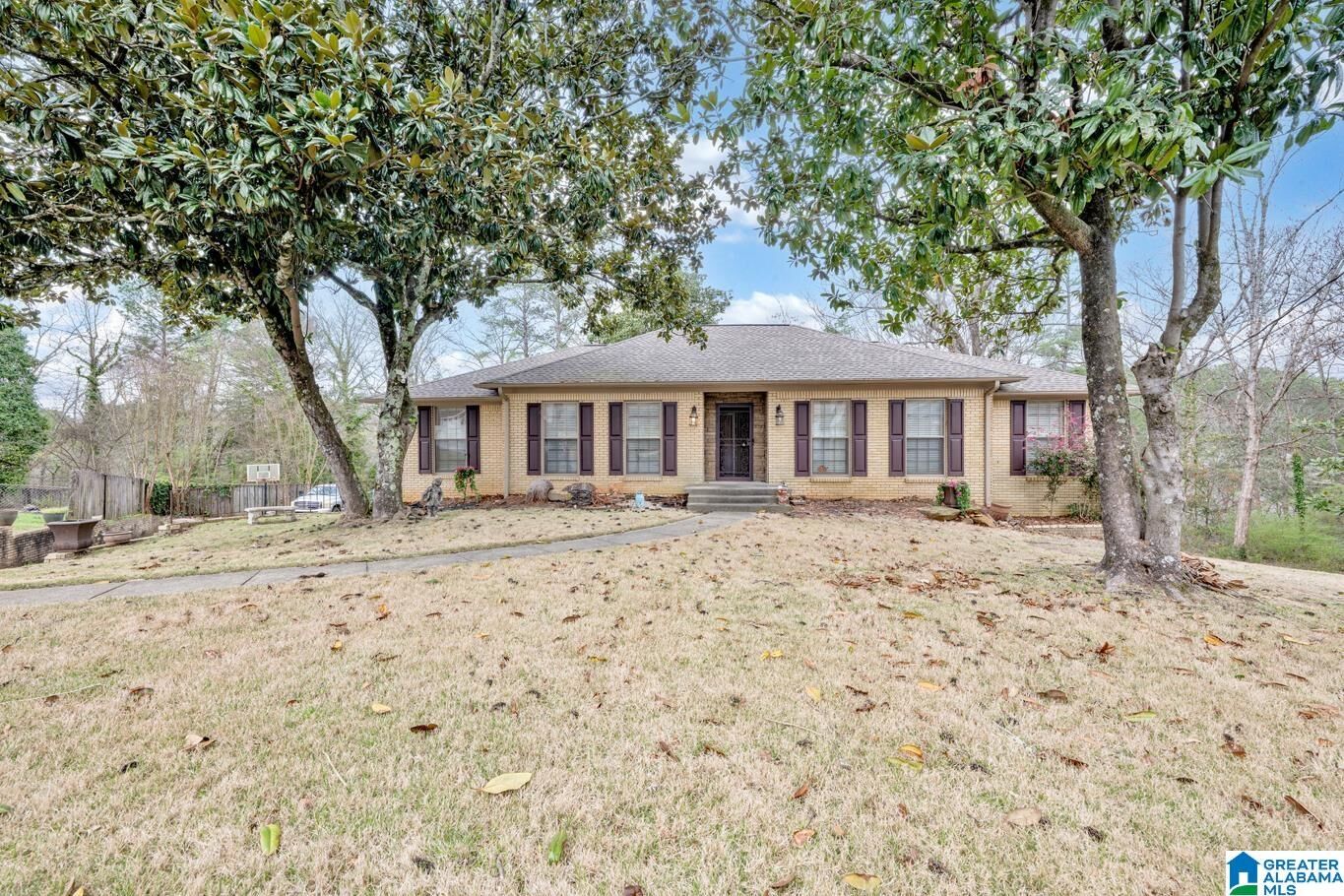 Property Photo:  608 NW 18th Avenue  AL 35215 