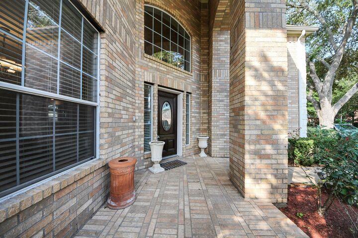 Property Photo:  4422 Roundtree Lane  TX 77459 