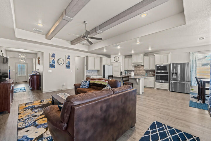 Property Photo:  7612 62nd Street  TX 79407 