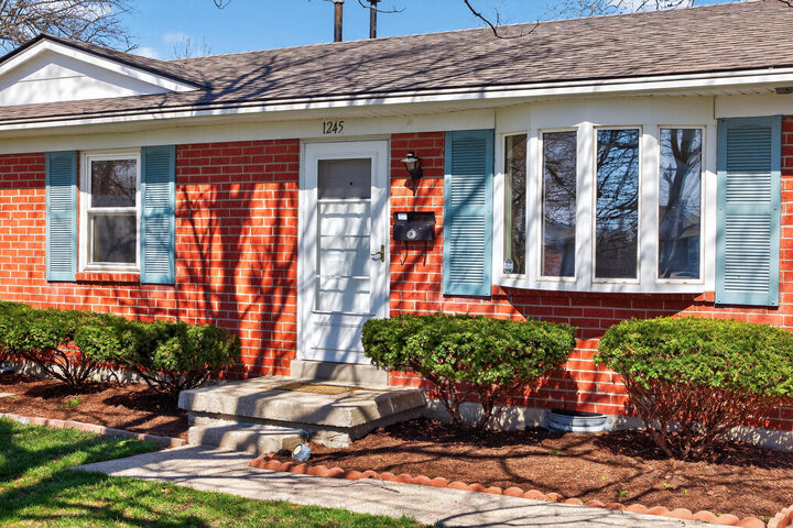 Property Photo:  1245 Hialeiah Court  KY 40517 