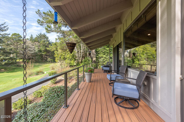 Property Photo:  4 Fairway Lane  OR 97388 