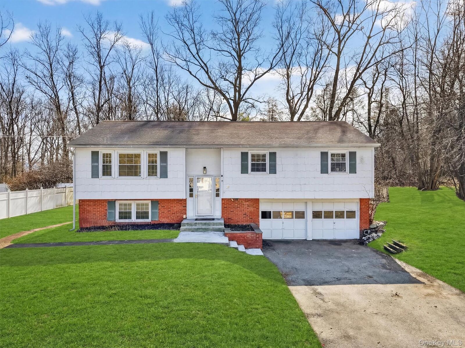 Property Photo:  19 Split Tree Drive  NY 12553 