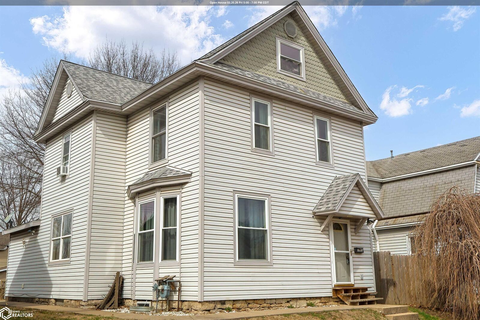 Property Photo:  1025 N 9th Street  IA 52601 