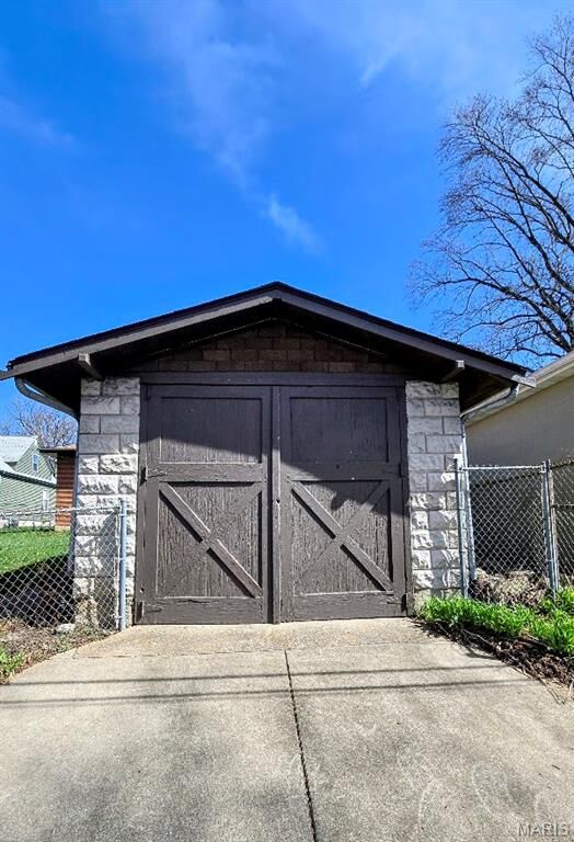 Property Photo:  125 S Missouri Avenue  IL 62220 