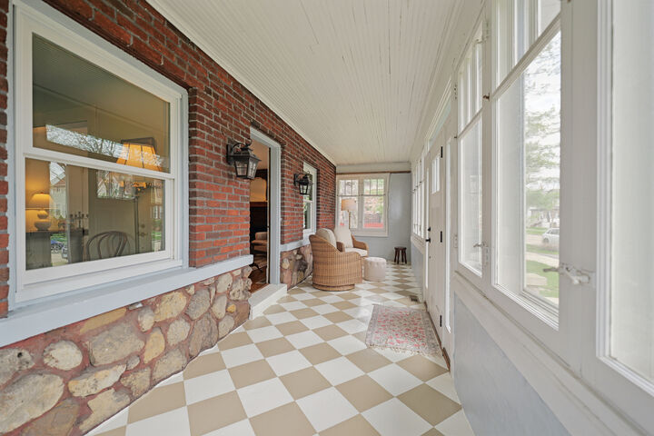 Property Photo:  4136 Raymond Avenue  IL 60513 