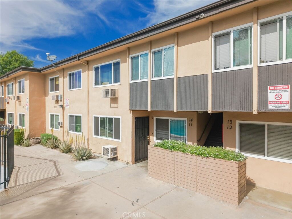 Property Photo:  3030 Vineland St 3  CA 91706 