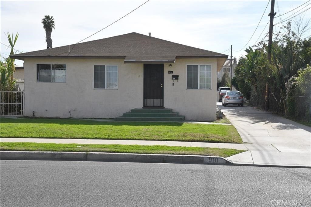 Property Photo:  910 E Newmark Avenue  CA 91755 