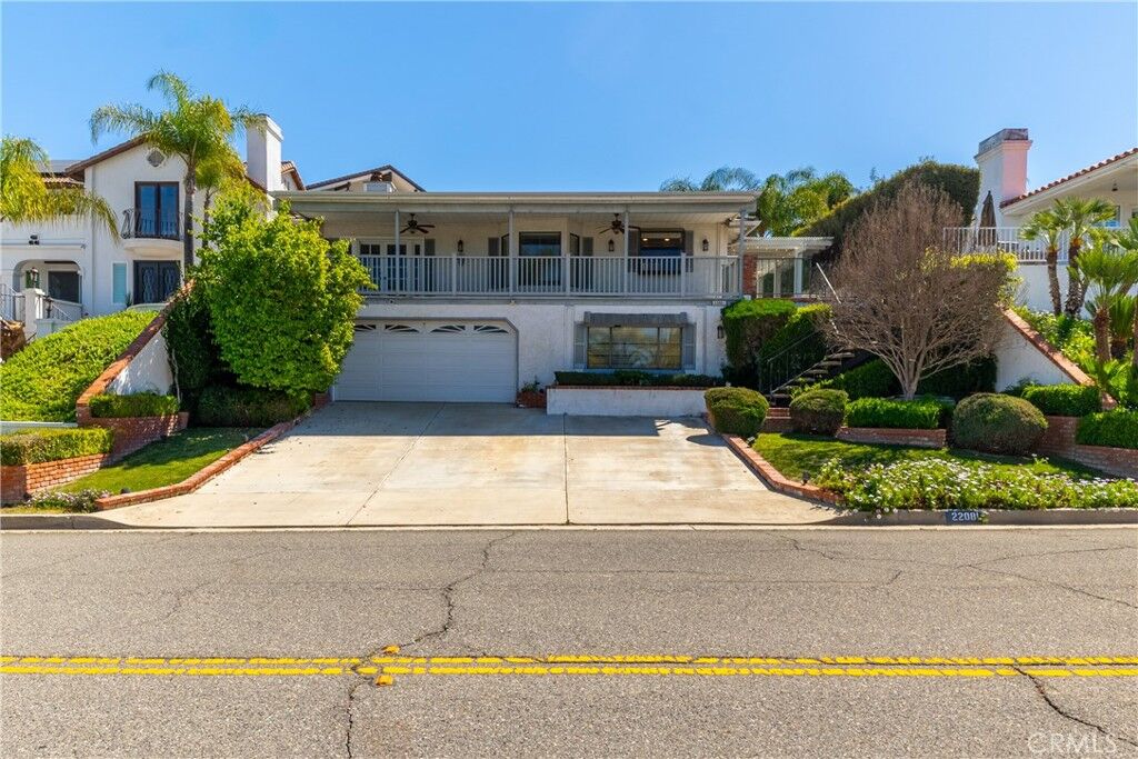 Property Photo:  22081 Village Way Drive  CA 92587 