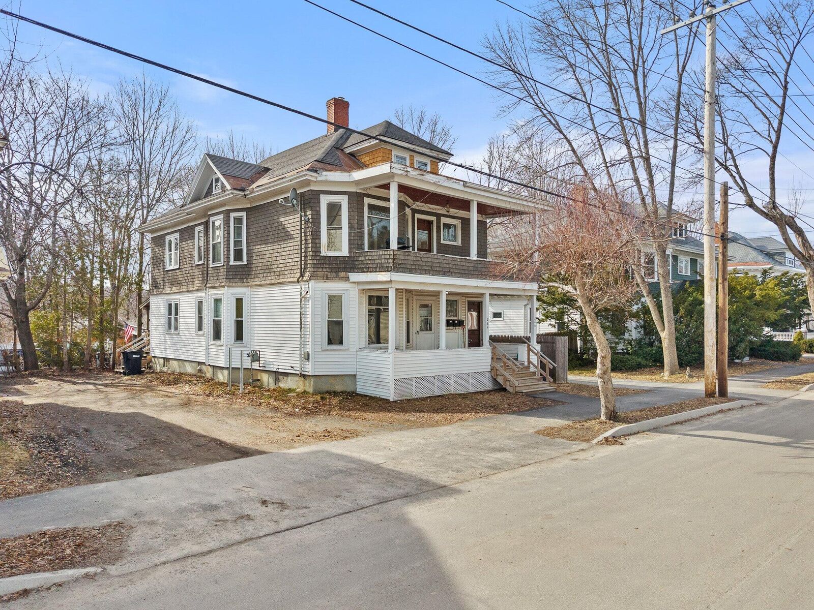 Property Photo:  284 French Street  ME 04401 
