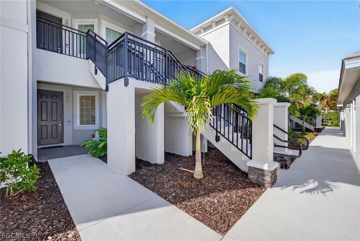 Property Photo: 11751 Venetian Lagoon Drive 101 FL 33913