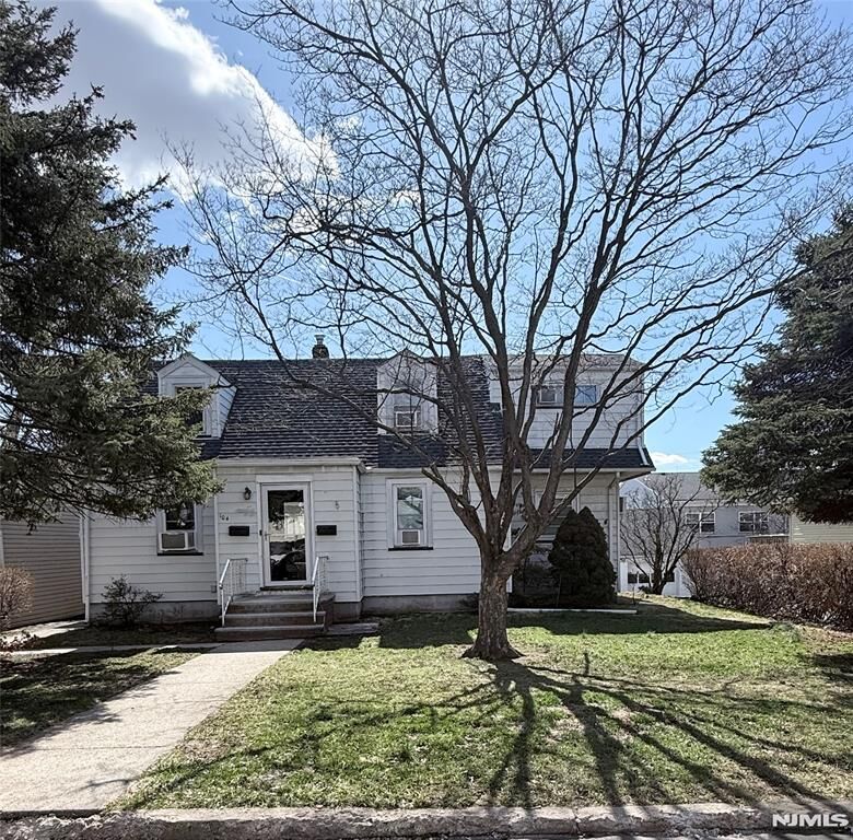 Property Photo:  104 Echo Place 1  NJ 07407 