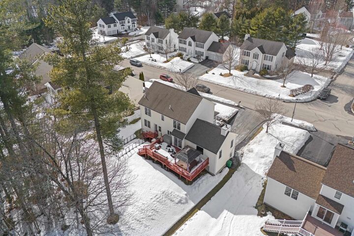 Property Photo:  36 Hibiscus Way  NH 03062 