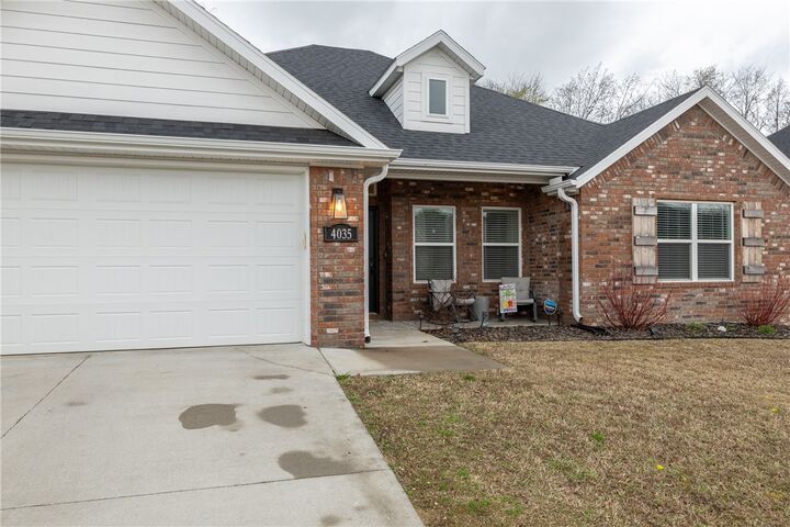 Property Photo:  4035 E Riverdale Drive  AR 72701 