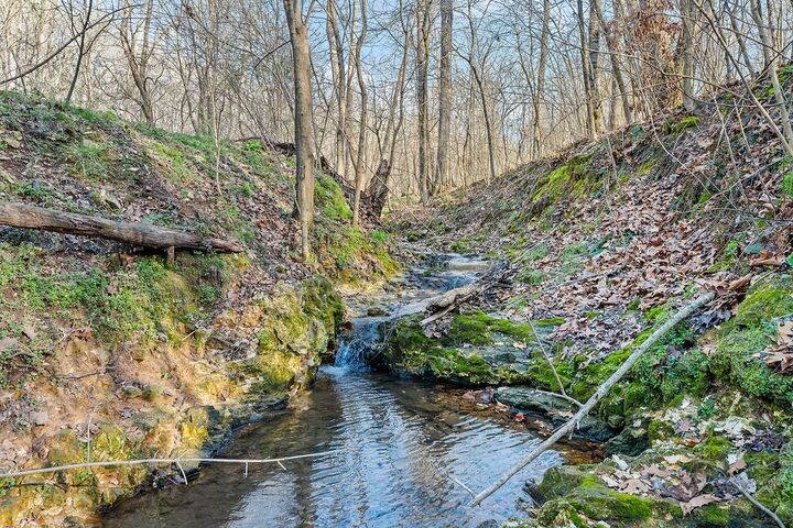 Property Photo: 10288 Limekiln Road AR 72722