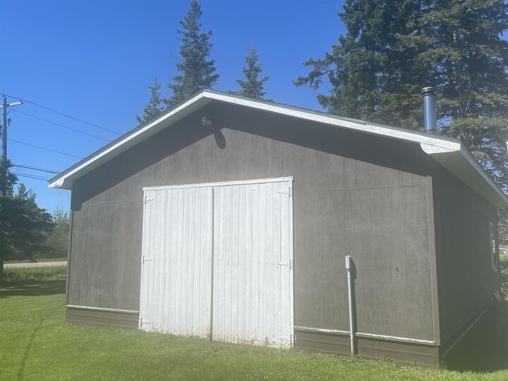 Property Photo: 383 Ellerslie Road PE C0B 1J0