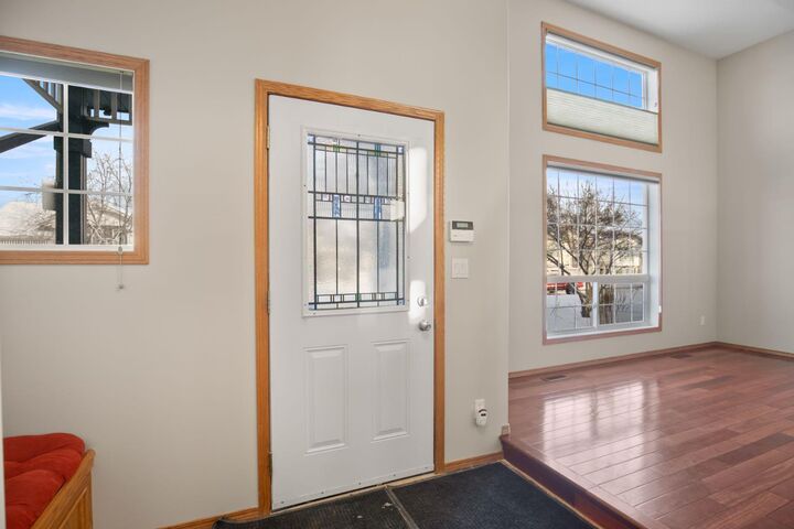 Photo de la propriété: 84 Lister Crescent AB T4R 2R3